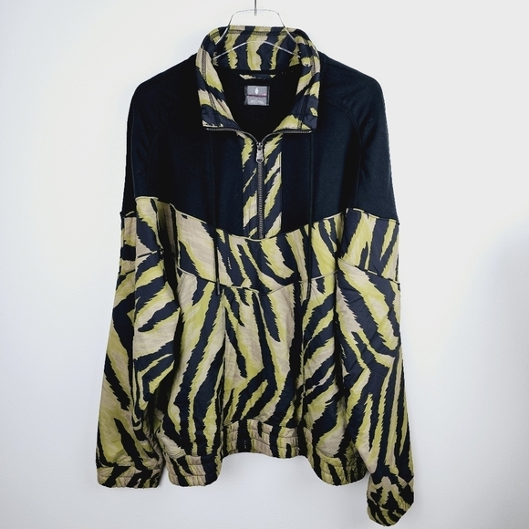 NWOT Free People Movement Walk The Line Pullover, size large - Picture 4 of 13